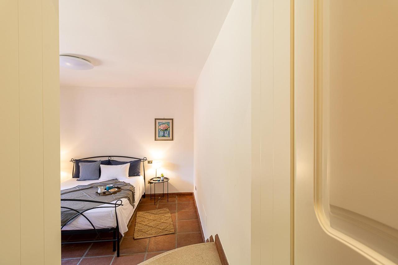 Villa Caterina La Maddalena  Buitenkant foto
