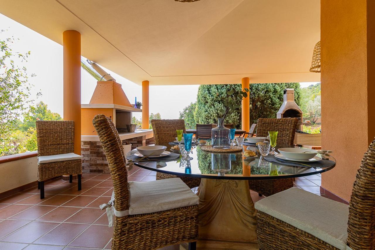 Villa Caterina La Maddalena  Buitenkant foto